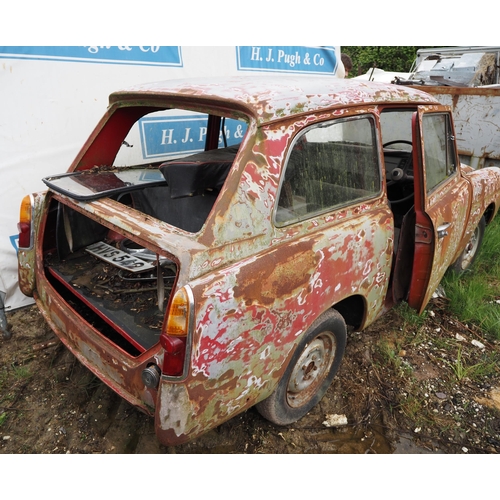 171 - Austin car. In need of restoration