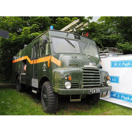 190 - Bedford fire engine. 1956. Petrol. 
Runs and drives. Fully kitted body to include pump, hoses, ladde... 