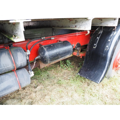 191 - Atkinson 8x4 flat bed lorry. 1961. Diesel.
Running 3 years ago when engine was overhauled. Fitted wi... 