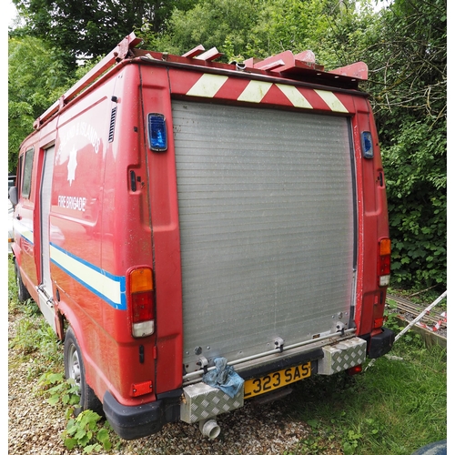 194 - Mercedes 310D Fire Brigade Van. 1994. 2874cc. Diesel. Runs and drives. All lights and siren work. Ne... 