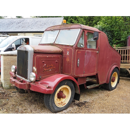 195 - Scammell tug lorry 