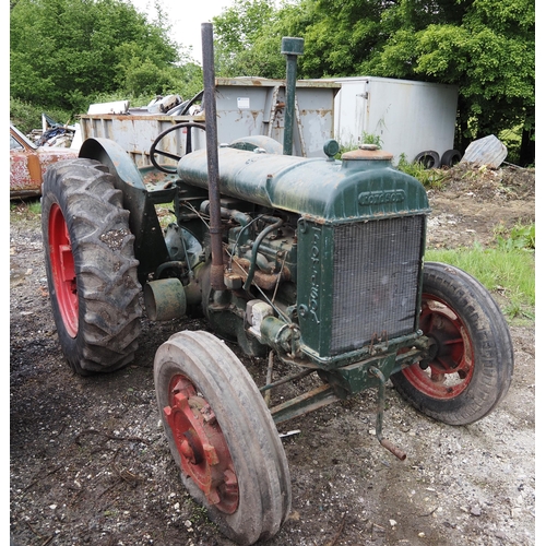 160 - Fordson Standard narrow wing tractor. Petrol paraffin. Engine turns over. Fitted with Allman wheel w... 