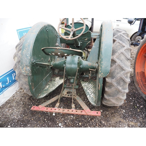 160 - Fordson Standard narrow wing tractor. Petrol paraffin. Engine turns over. Fitted with Allman wheel w... 