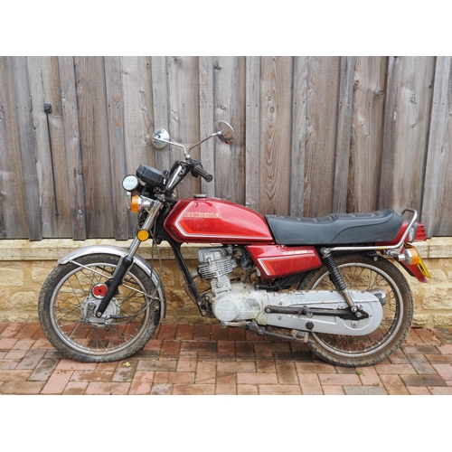25 - Honda CG 125 motorcycle. 1988. 124cc.
Frame no. 8105812
Showing 7158 Miles
Reg E63 WYD. Key in offic... 