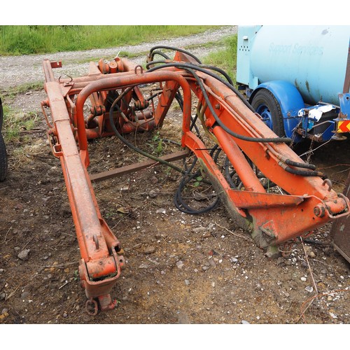 157 - ALO front end loader