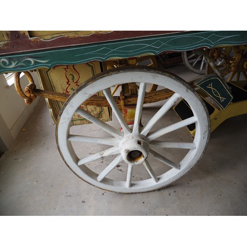 153 - Original bow top living wagon. Furnished with bed and other items. Fitted with new canvas