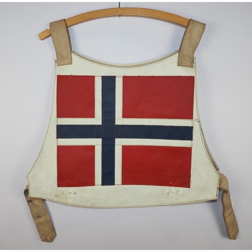 324 - A Team Norway speedway race vest labelled Reidar Eide 1968