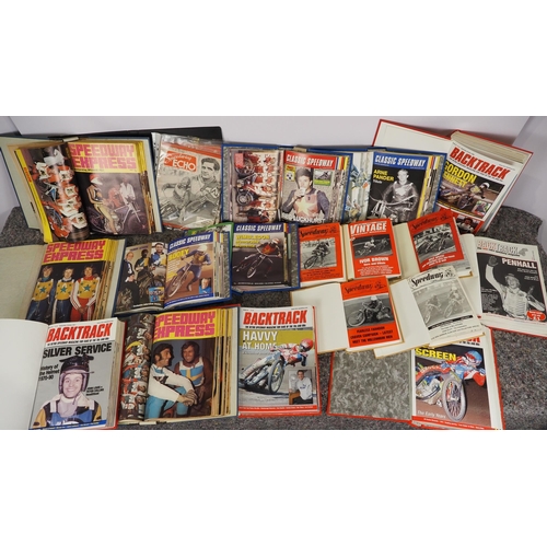 626 - Folders of assorted speedway magazines to include Speedway Express, Speedway Echo, Classis Speedway ... 