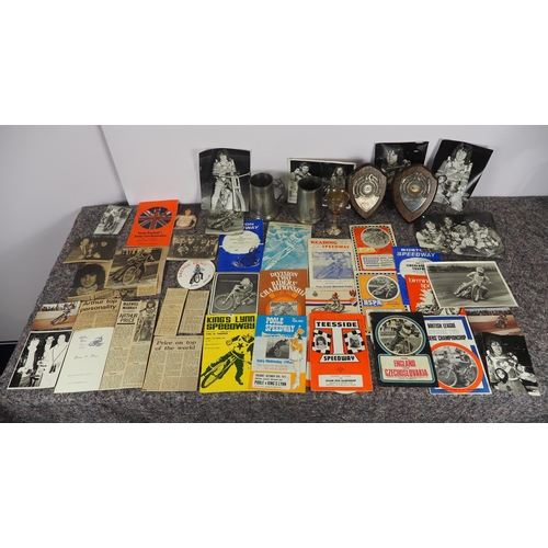 441 - Quantity trophies, programs and photographs relating to Arthur Price