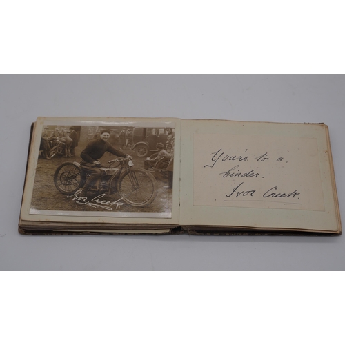 492 - 1930s Speedway photographs and autographs of various teams and riders to include Fred Ralph, Eddie J... 