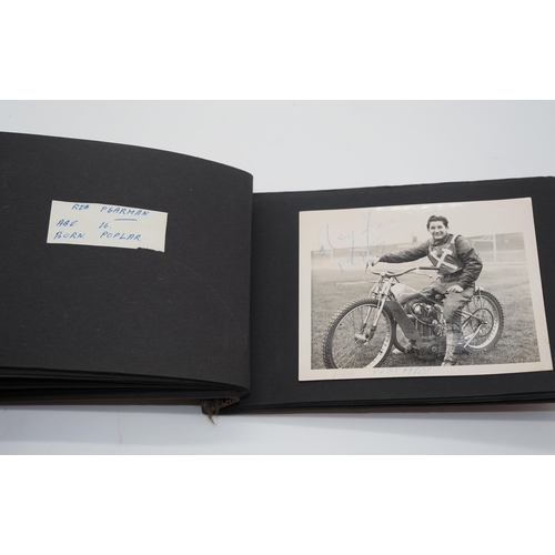 494 - 1930s/40s Speedway photographs and autographs of various teams and riders to include the Westham Ham... 