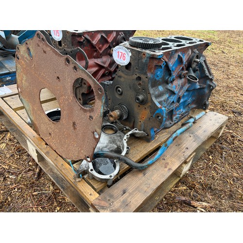 176 - Ford 6610 engine block