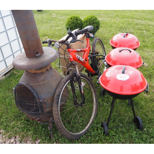 447 - BBQs, chiminea, bike, etc.