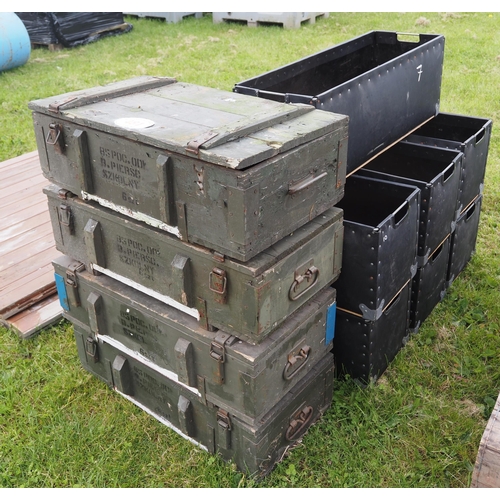 481 - Quantity of storage boxes