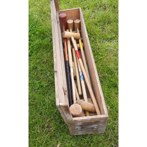 667 - Croquet set