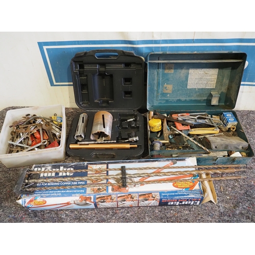 2045 - Plumbing tools, spanners, pipe bender etc