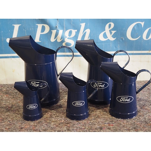 2096 - Oil jugs with Ford logo - 5