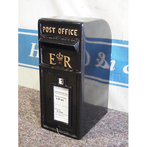 2120 - Postbox with 2 keys 22