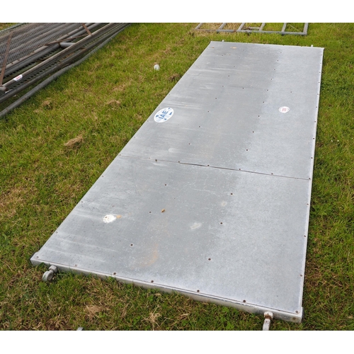 1288 - Galvanised sheeted barrier 12ft