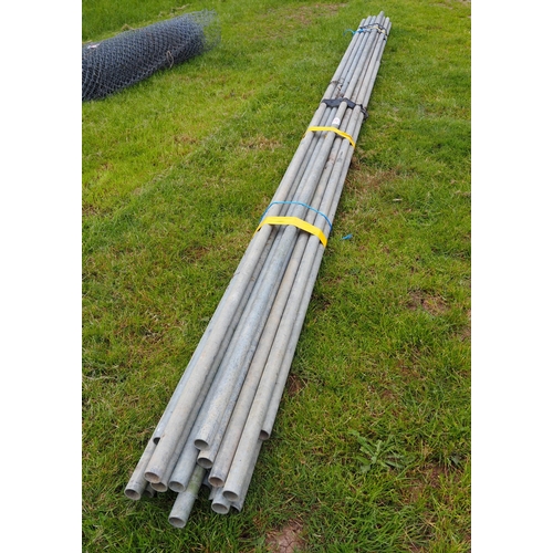 1296 - Mixed galvanised scaffold poles - 21