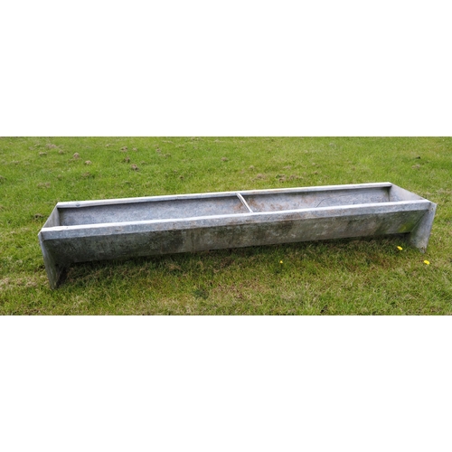 1355 - Galvanised water trough 10ft