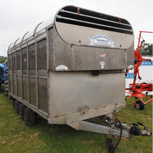 1508 - Graham Edwards 12ft tri axle livestock trailer