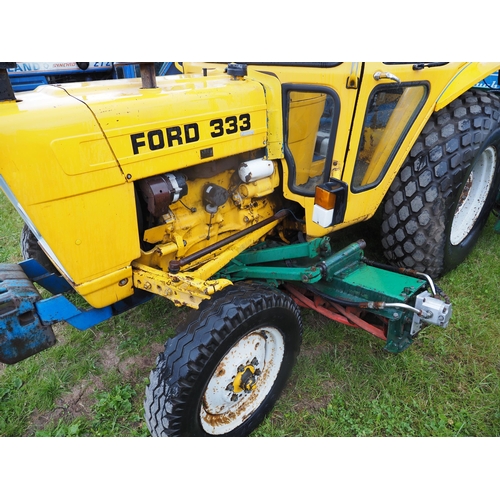 1549 - Ford 333 industrial tractor with Ransomes 5/7 mid mounted and rear gang mowers, showing 3105 hours. ... 