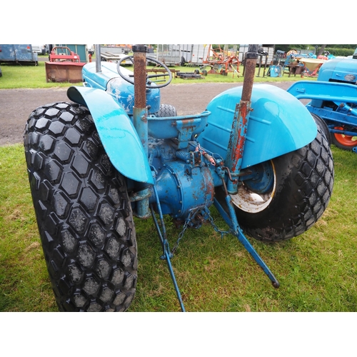 1551 - Fordson Super Dexta tractor with roll bar