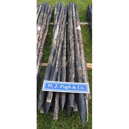 1012 - Tree stakes 8ft - 20