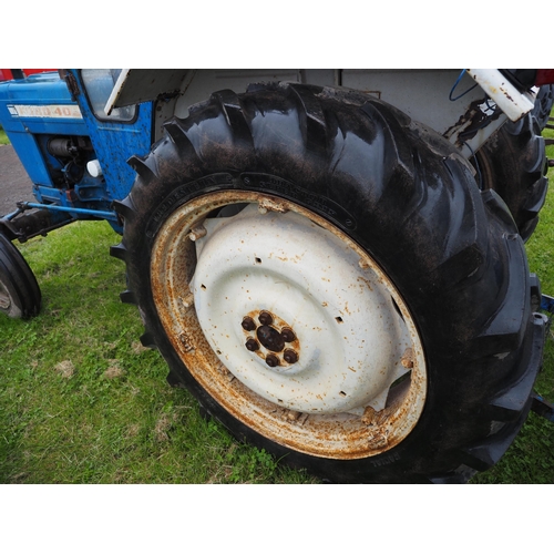 1537 - Ford 4000 tractor. Showing 6298 hours. Key in office