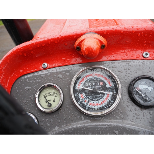 1542 - Massey Ferguson 165 Multi Power tractor, restored. Reg. JVJ 364T