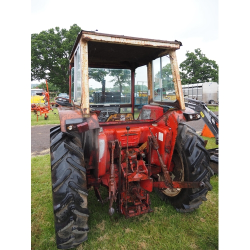 1543 - International Harvester 454 tractor. 
SN 3055001R3.
In working order except gear linkage
