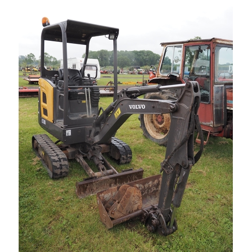 1544 - Volvo EC18D mini digger with expanding tracks, 2017. In good working order, c/w 2 buckets. Quick hit... 