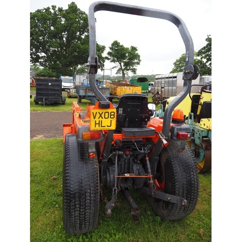 1545 - Kubota L3200 tractor with roll bar and loader bucket. Showing 2373 hours. Reg. VX08 HLJ. V5 and key ... 