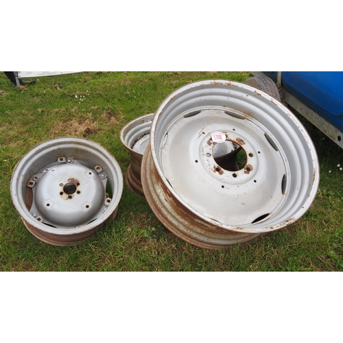 1760 - Set of 4 tractor wheel centres, fronts 10x24 and rear 15x38