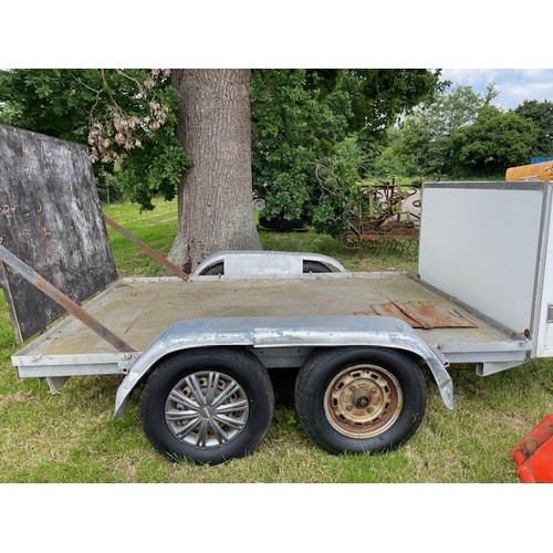 1769 - Twin axle trailer with work box. Keys for hitch and box in office