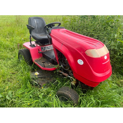 148 - Countax D23 ride on lawn mower. Power steering