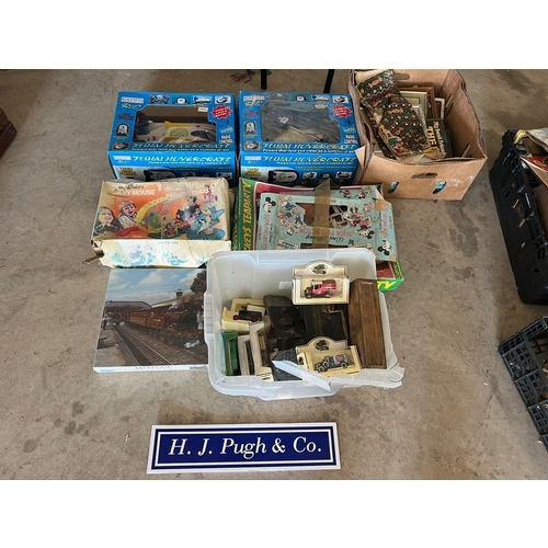 67 - Old games, remote control boats and model cars