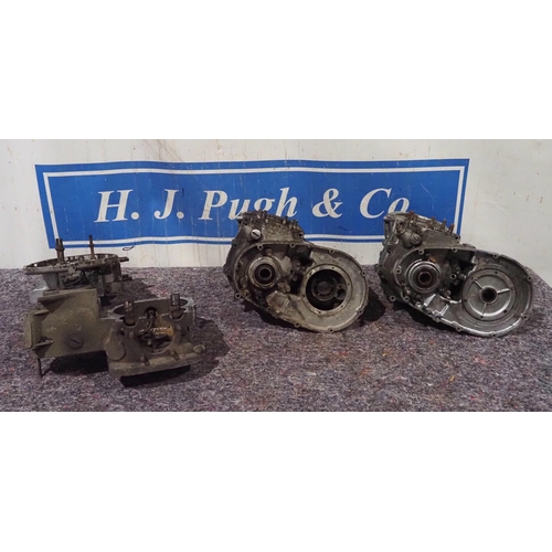 14 - Triumph T100 and other crank cases