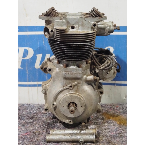 32 - Triumph 1948 Pre Unit T100 engine parts