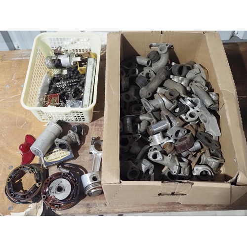 388 - Carburettor manifolds and gearbox parts