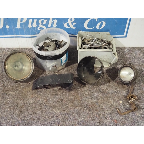 407 - Various lamps and spares