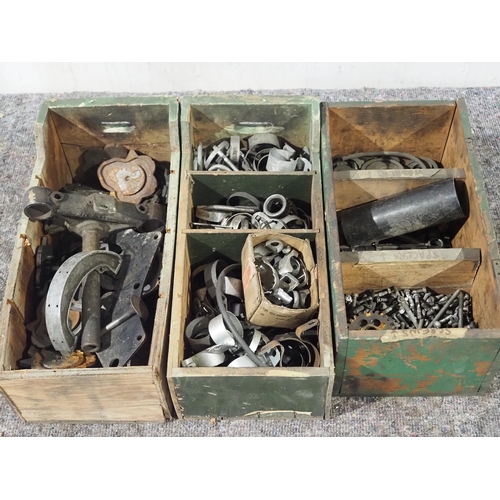 410 - British motorcycle yokes and jubilee clips