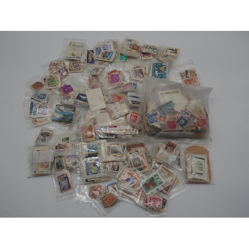 282 - Quantity of assorted stamps from around the world