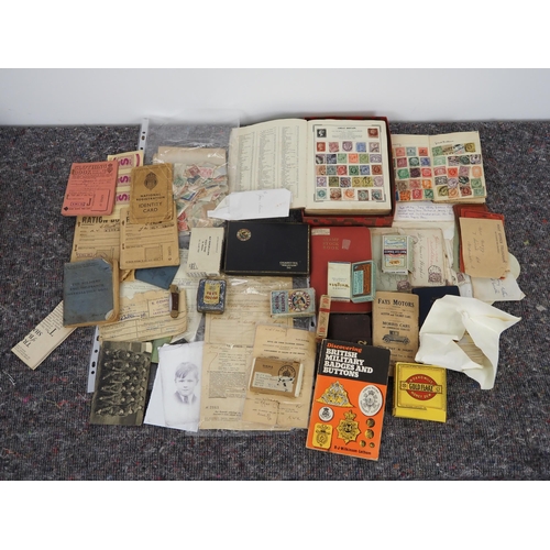 261 - Quantity of assorted stamps, cigarette cards and old air force related literature