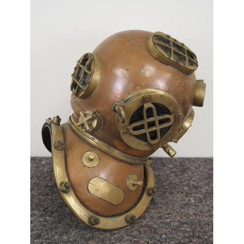 247 - United States Navy diving helmet 1941 Mark V MOD. 1. Believed replica