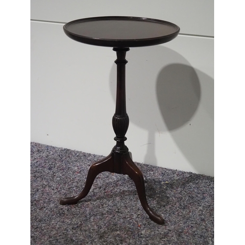 218 - Edwardian mahogany wine table H20