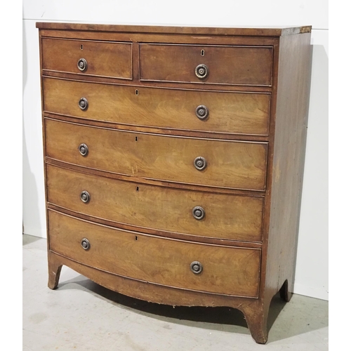 458 - Victorian bow front chest of two short and four long graduated drawers in mahogany H48