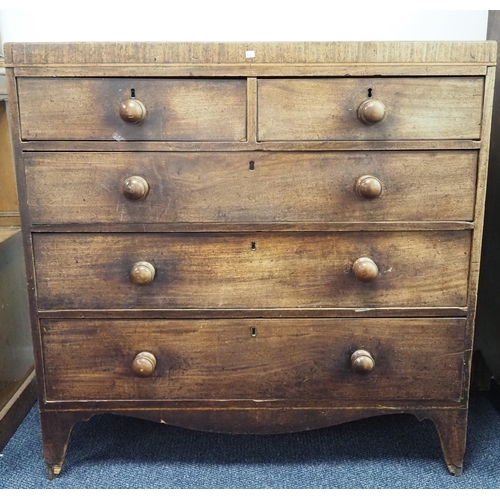 438 - Victorian chest of 2 short and 3 long graduated drawers in mahogany H42