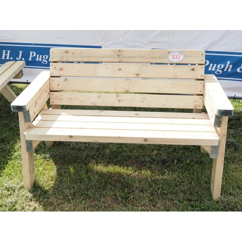 833 - Garden bench 4ft